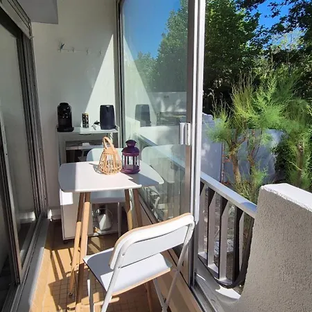 4p, Cozy, 100m , Piscine, Au Pied Des Commerces Apartmán